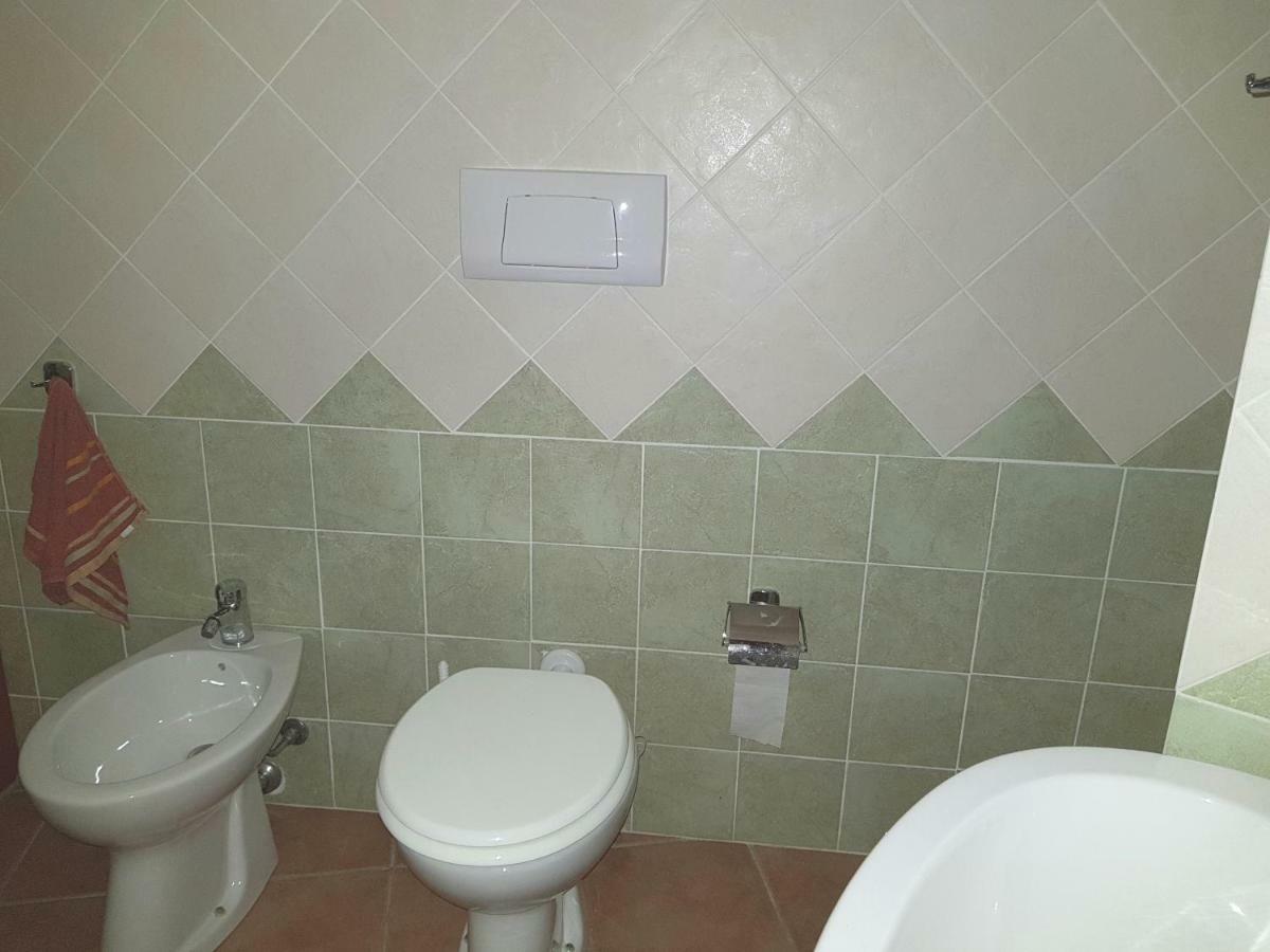 Borgo Lu Canali Da Gavino Apartment Badesi Exterior photo